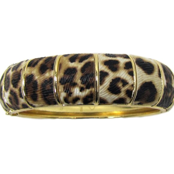 Animal print pattern bangle bracelet with spring back hinge opening. - Picture 2 of 5